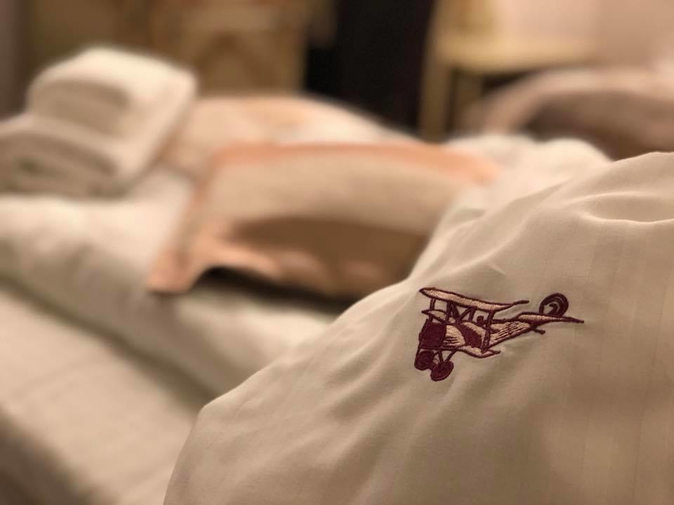 Hotel Aviator Boutique オトペニ エクステリア 写真