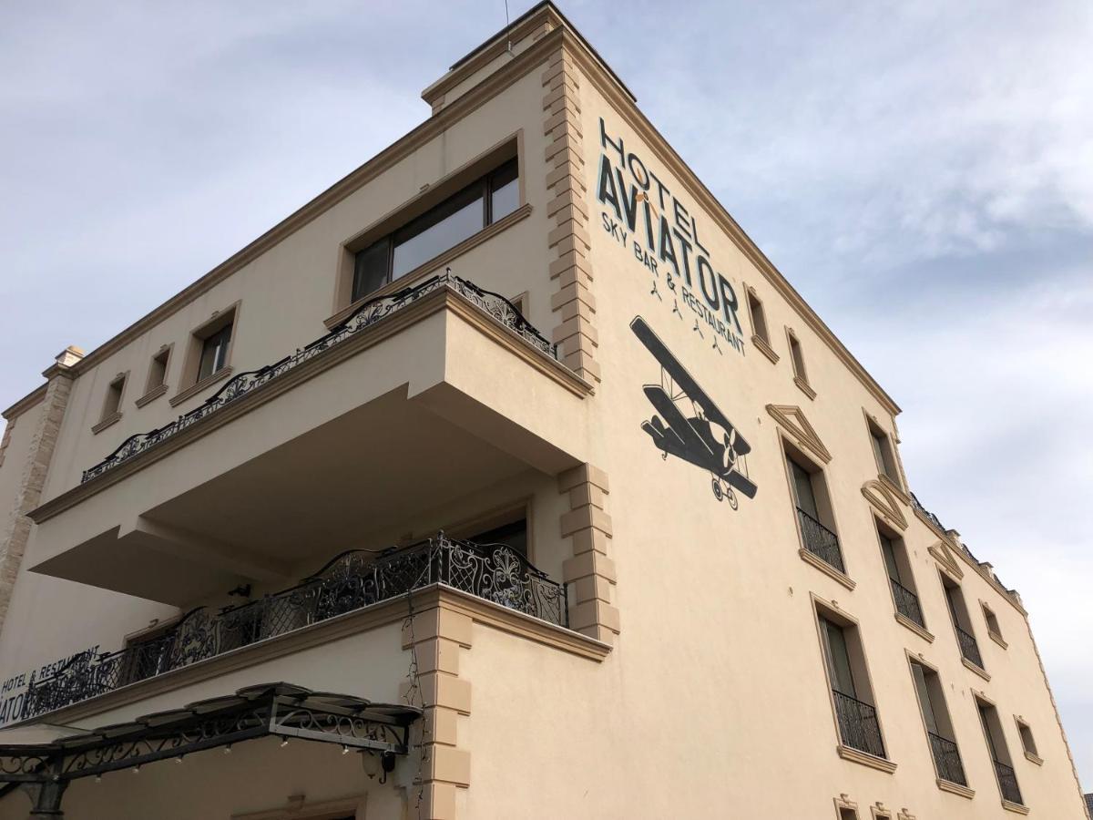 Hotel Aviator Boutique オトペニ エクステリア 写真